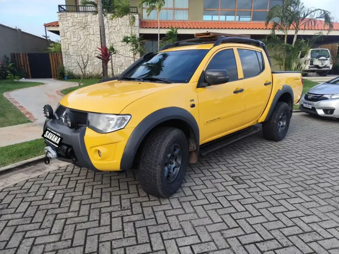 Mitsubishi L200 Triton Savana 3.2 CD TBI Dies. Aut. 2017