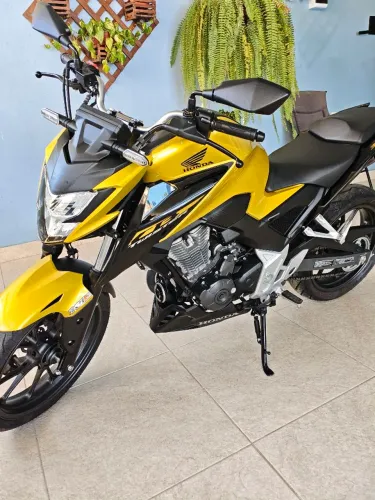 CB 300F ABS 2024