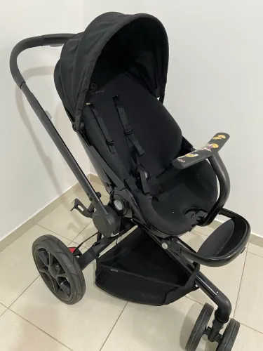 Carrinho de Bebê Quinny