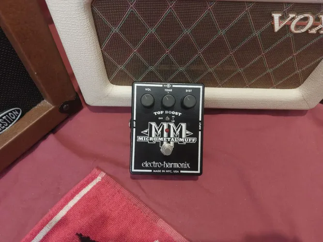 Peadal Micro Metal Muff electro-harmonix USA