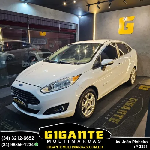 Ford Fiesta SE 1.6 16V Flex 5P 2014
