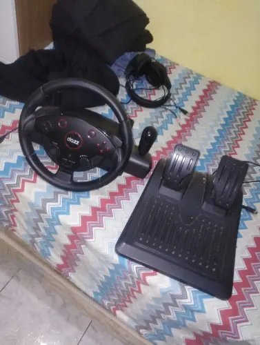 Volante simulador DAZZ