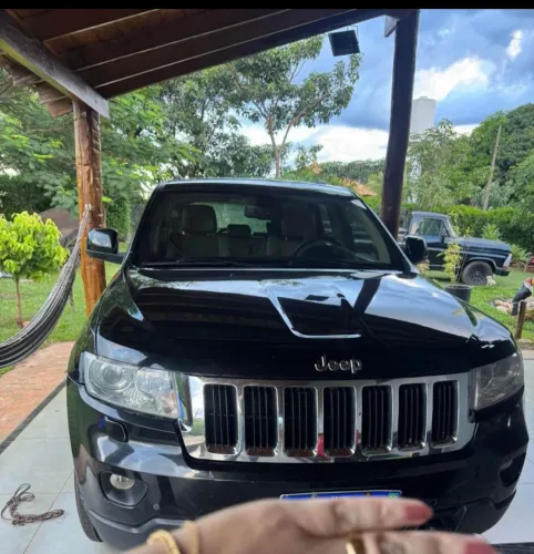 Jeep Grand Cherokee Limited 3.0 TB Dies. AUT 2013