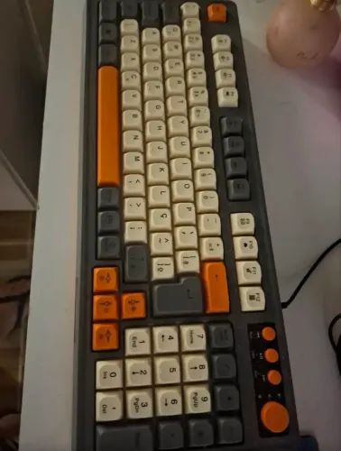 Mouse e teclado gamer 