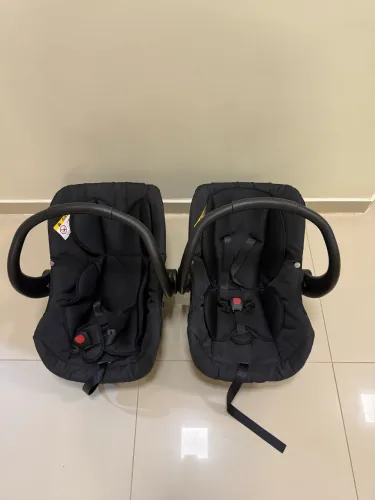 Bebê conforto Galzerano Cocoon 8181 muito novo pouquíssimo usado.