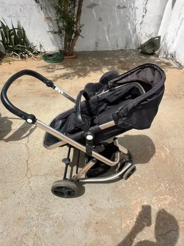 Carrinho Safety 1st Mobi Special Edition Black/Rosé + Bebê Conforto One-Safe + Base