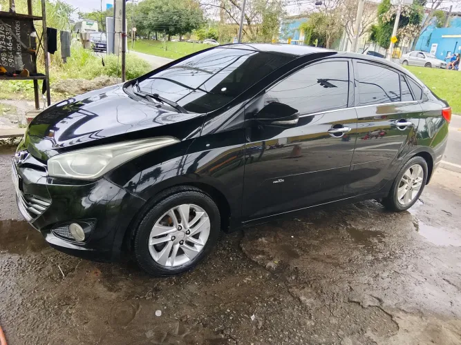 Hyundai HB20S Premium 1.6 Flex 16V Aut. 4P 2015