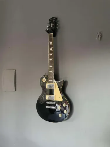 Guitarra les paul strinberg