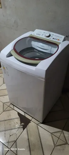 Vendo uma lavadora de roupas 