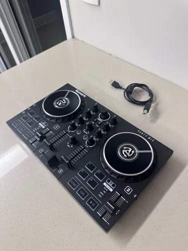 Numark Party Mix Controlador Dj 2 Decks Com Luces