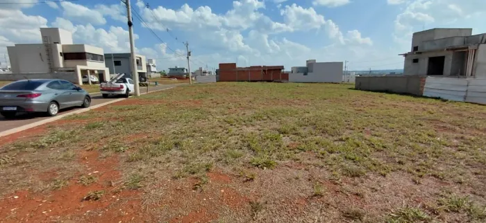 Lote 296m² / Jardins Parma