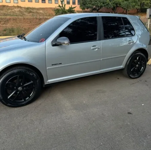Volkswagen Golf Sportline 1.6 MI Total Flex 8V 4P 2011