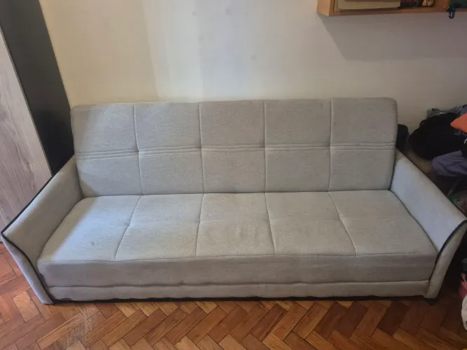 Sofá-cama PERFEITO estado.