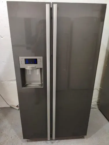 Geladeira Side by side Samsung Mod RS21HDUPN Frost Free 524 Litros 127v