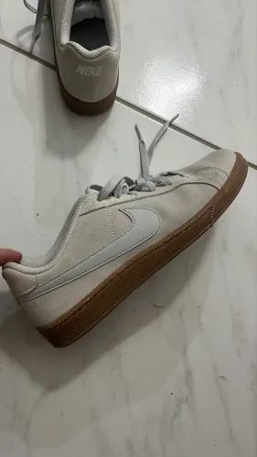 Tennis Nike tam 37