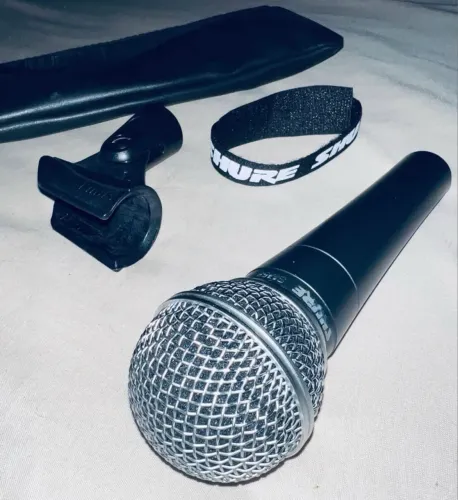 Microfone Shure SM58 - SEMI NOVO