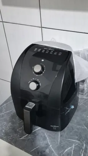 Fritadeira Air fryer Britânia 5.5L 127V 1500w bfr50 Redstone