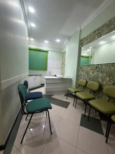 GR ALUGA SALA COMERCIAL NO MEDICAL CENTER - ODONTOLOGICA -1 LAVABO - 33M2 - NA RUA DOS PAR