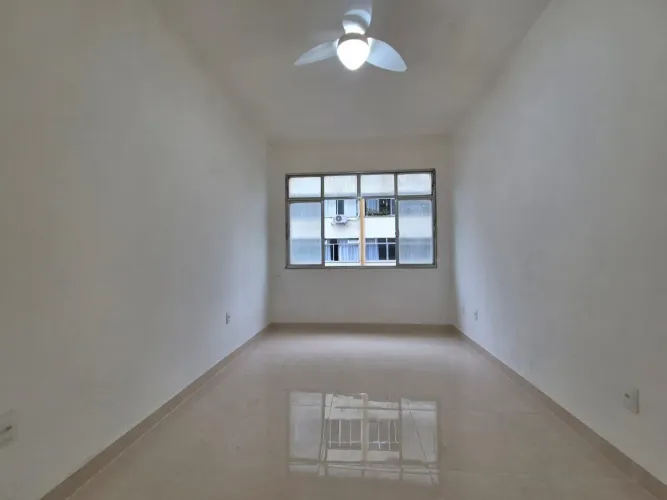 Apartamento à venda na Rua Riachuelo, Centro, Rio de Janeiro - RJ