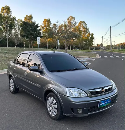 Chevrolet Corsa Sed. Premium 1.4 8V Econoflex 4P 2011