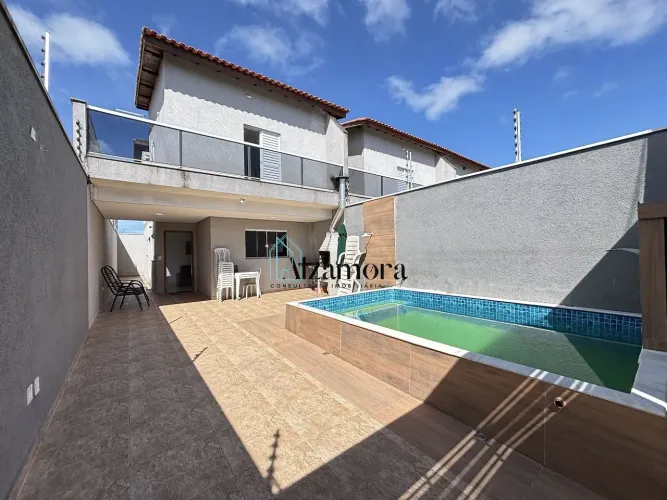 Sobrado com Piscina no Suarão, Itanhaém/SP