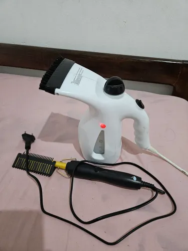 Passador de roupas a vapor e pente chapinha 