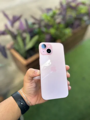 iPhone 15