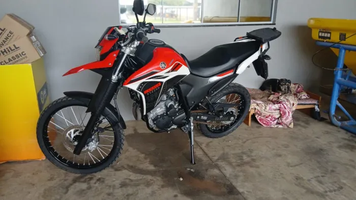 LANDER XTZ 250