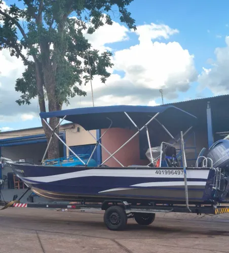 Lancha Maresias 4 Tempo 115HP