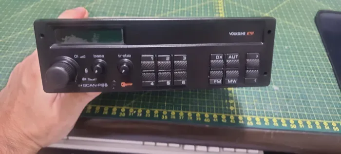 Rádio Volksline ETR com defeito 