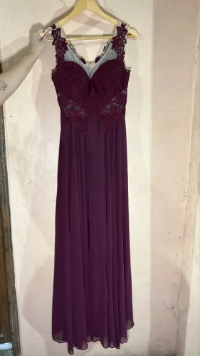 Vestido Longo Marsala em Renda - Festa / Formatura (Valor negociável)