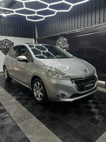 Peugeot 208 Allure 1.5 Flex 8V 5P 2014