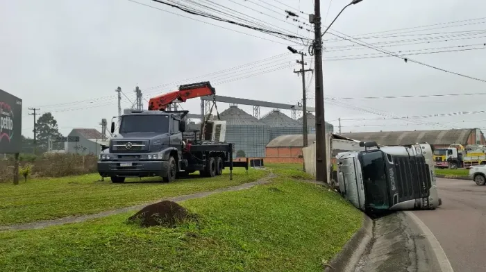 Locação Munck. TRANSGUERREIRO