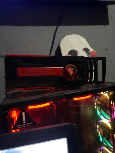 Placa de Vídeo AMD Radeon HD 7870 2GB GDDR5