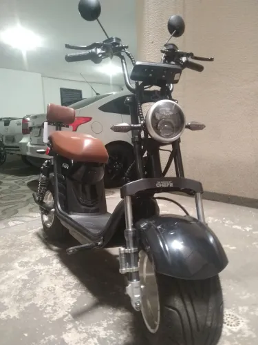 Scooter x12 novinha não precisa cnh
