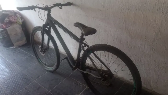 Está apenas sem 1 pedal e precisando trocar o passador