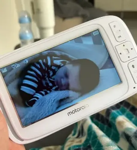 Babá eletrônica motorola com visão noturna