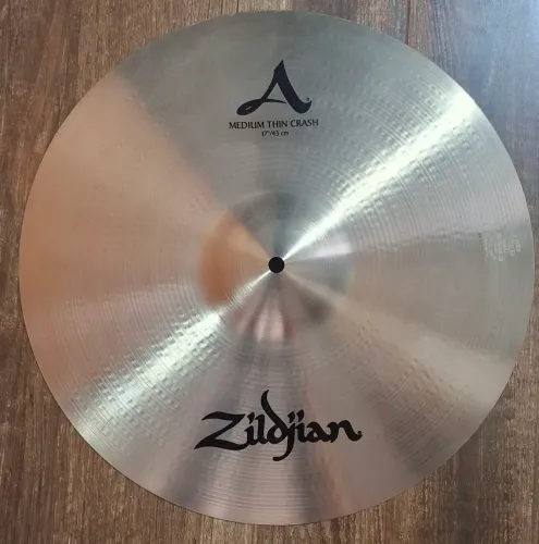 Medium Thin Crash Zildjian Avedis A 17"