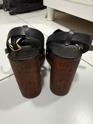 Vendo sandália Boho Arezzo