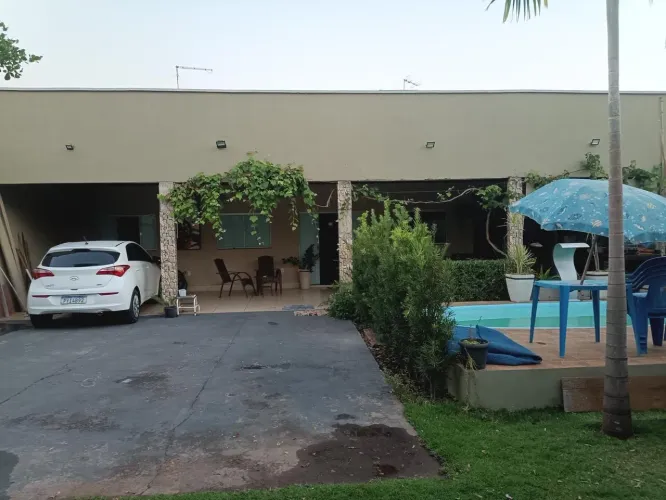 Casa com piscina 