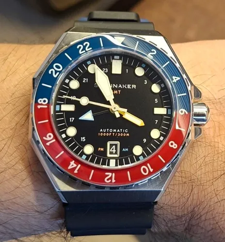 SPINNAKER DUMAS GMT AUTOMÁTICO COBALT CRIMSON SP-5119-44, 300M.