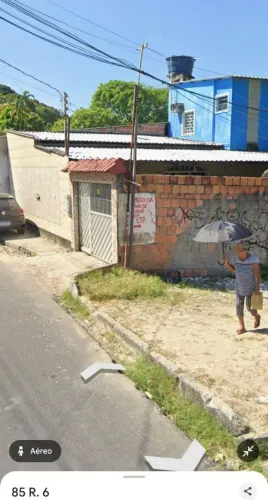 Vende uma casa no Jorge Teixeira 4 etapa próximo a KARITA Atacadista 