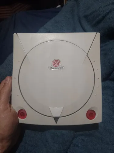 Vendo somente a carcaça do videogame Dreamcast original leia a descrição !