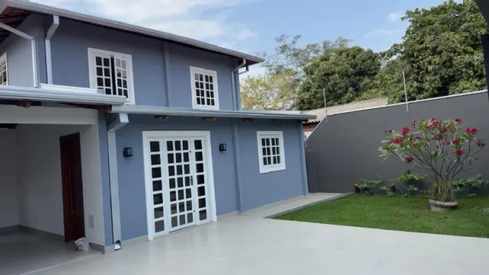 Lindo sobrado à venda no bairro Boa esperança 