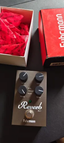 Pedal Fuhrmann RV1 Reverb. Estado de Novo