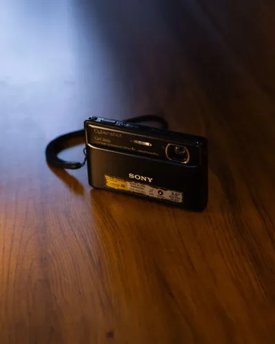 Câmera SONY Cybershot TX100V Touchscreen