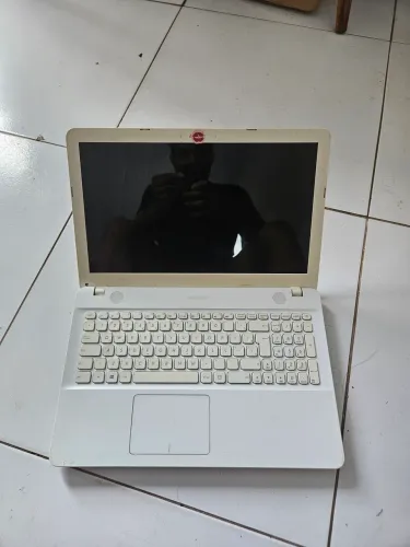 Notebook Asus X541N não liga nem da sinal de vida