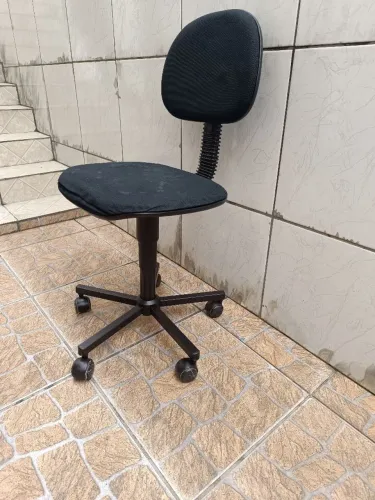 Cadeira em bom estado 