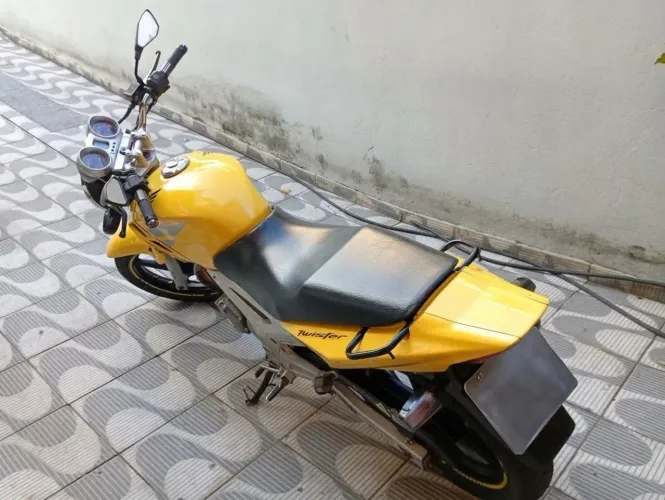 HONDA CBX 250 TWISTER