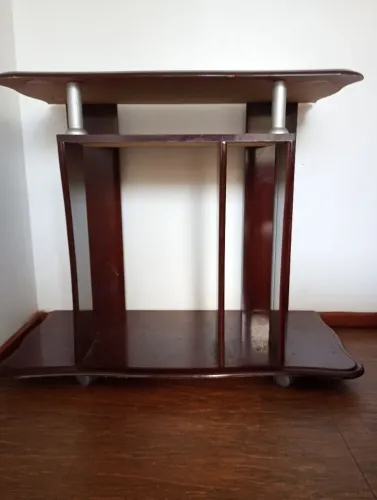 Rack de madeira